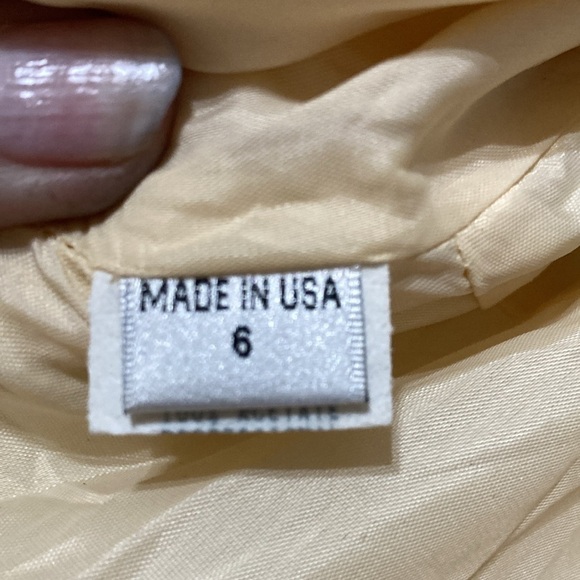 Evening dress in pastel yellow size 6 - Picture 5 of 12